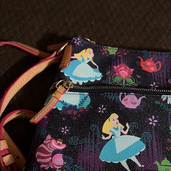 Dooney & Bourke Disney Alice in Wonderland hard to find Crossbody bag - Picture 4 of 11